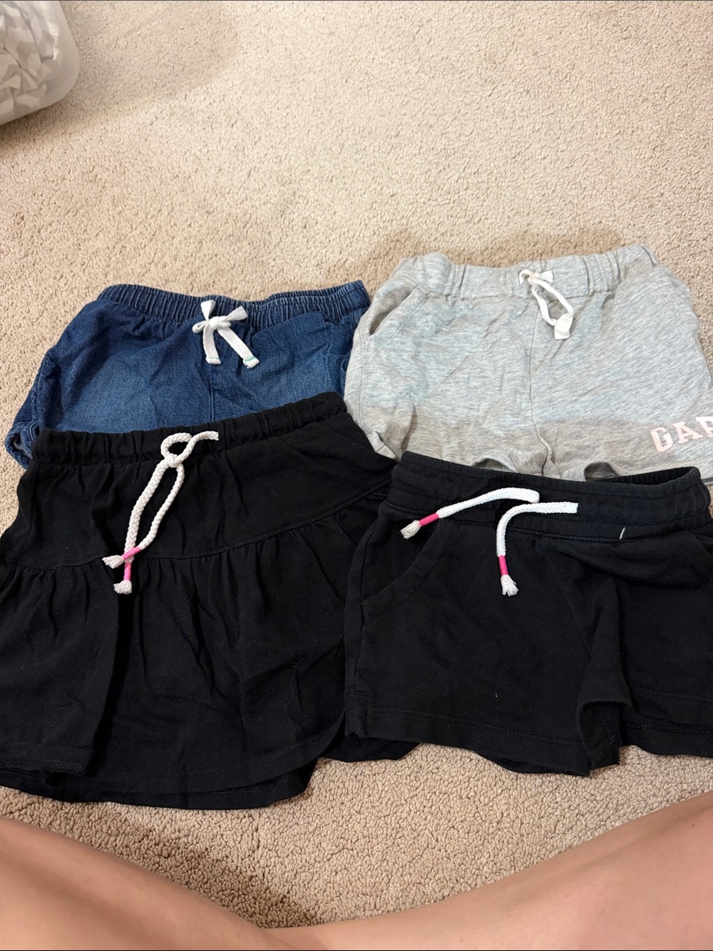 Girls 4T short bundle